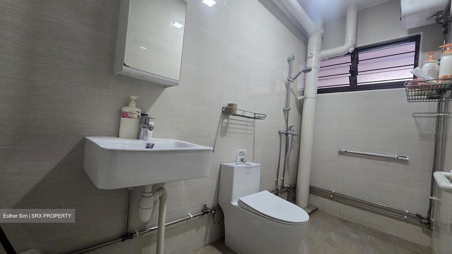Blk 895 TAMPINES GROVE (Tampines), HDB Executive #515190321